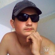  ,   Denis, 32 ,     , c 
