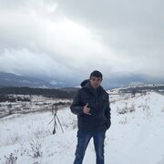  ,   Denis, 38 ,   ,   