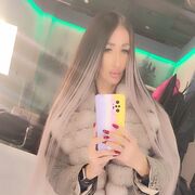  ,   Katrin, 41 ,  