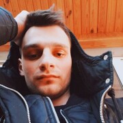  ,  Vadim, 33