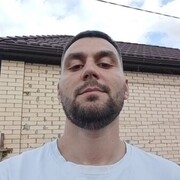  ,  Vlados, 32