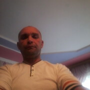  ,   Leonid, 46 ,   c 