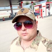  ,  Ruslan, 28