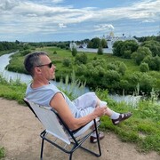  ,   Vlad, 64 ,  
