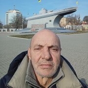 ,   Kamil, 56 ,   ,   
