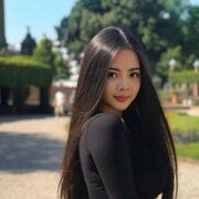  , 