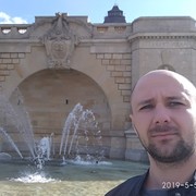  ,   Denis, 40 ,   ,   , c 