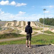   ,   Quvondiq, 20 ,   ,   