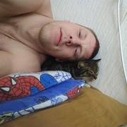  ,  tomas, 28