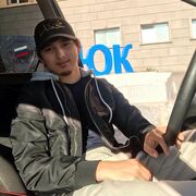  ,  Usama, 24