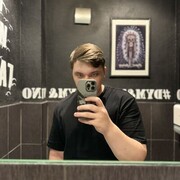  ,  Vladislav, 22