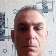  ,  Alex, 35