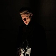  Kyje,   Zak, 32 ,   ,   , 