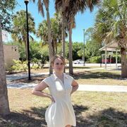  Abrest,   Alice, 39 ,   ,   