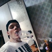  ,   Mark, 27 ,   