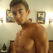  ,   Alex, 33 ,   