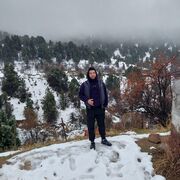  ,  Alixan, 28
