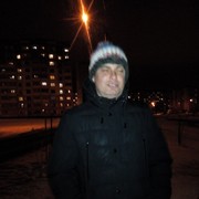  ,   Daren, 46 ,   