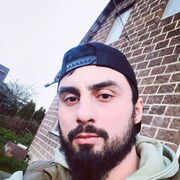  ,   Artur, 29 ,  