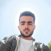  ,  Sina, 23