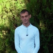  ,  Kolya, 31