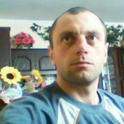  -,  Andrij, 45