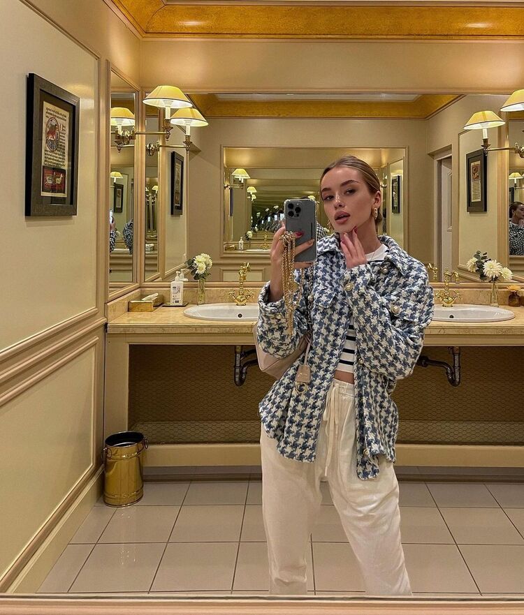  37236727  , 22 ,    -