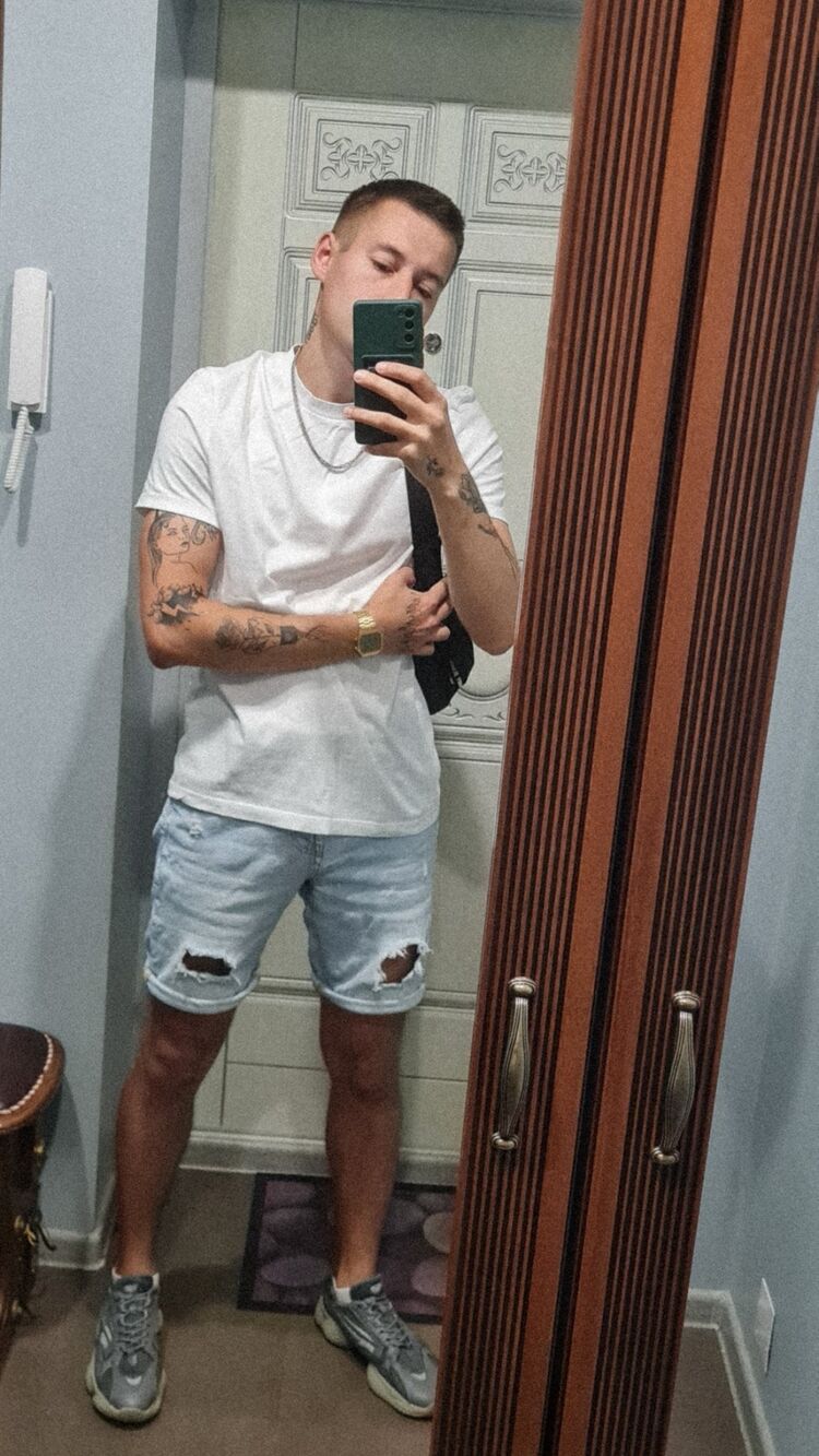  ,   , 28 ,   c 