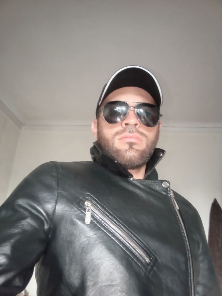  49028647  , 29 ,    