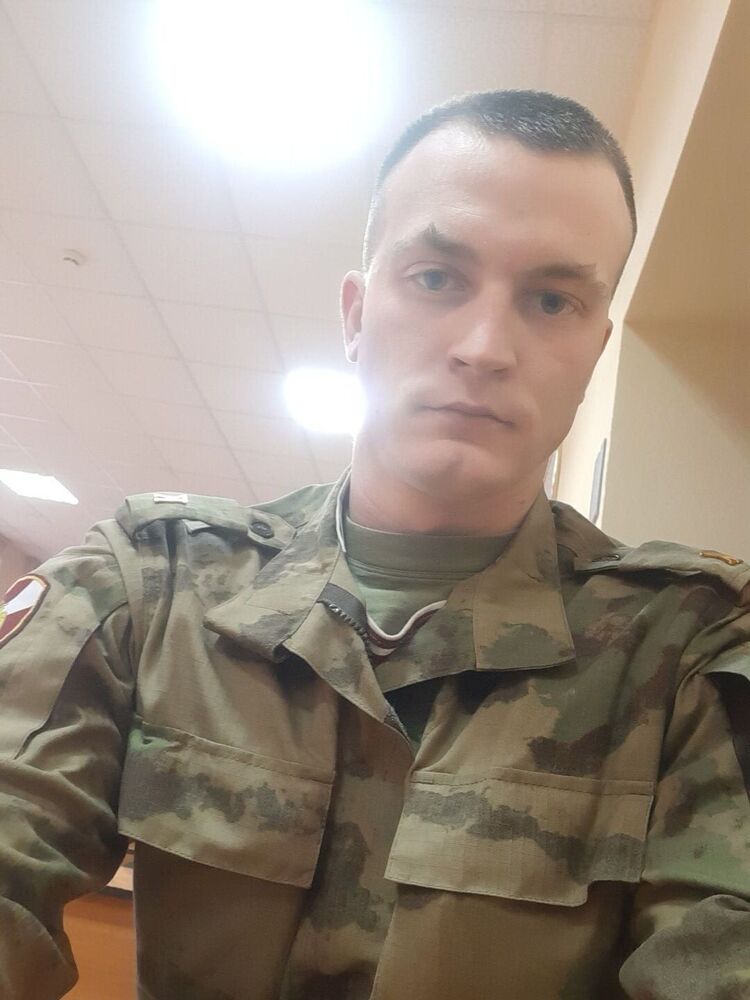  29681897  , 28 ,    