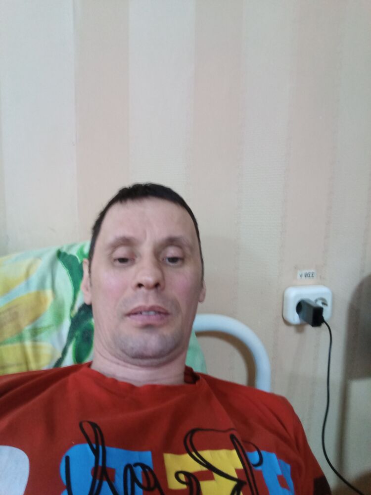  42076287  , 44 ,    