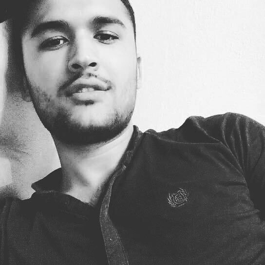  53389727  , 33 ,    