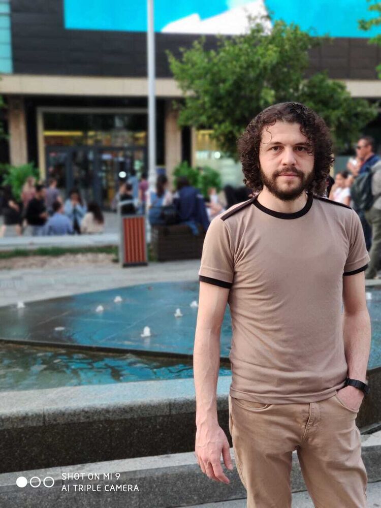  ,   Jon Snow, 37 ,   ,   