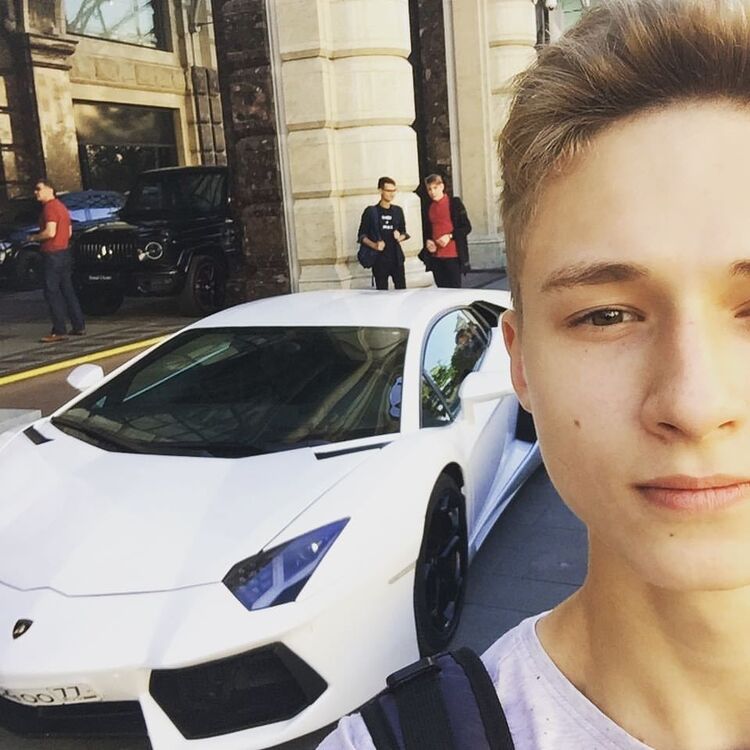 ���� 19122907 ����� ���������, 24 ����, ���� ���������� � ������