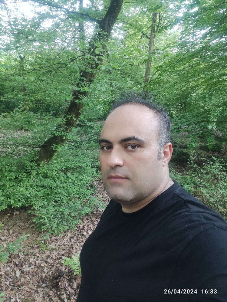  Homberg,   Mohammad, 40 ,   ,   