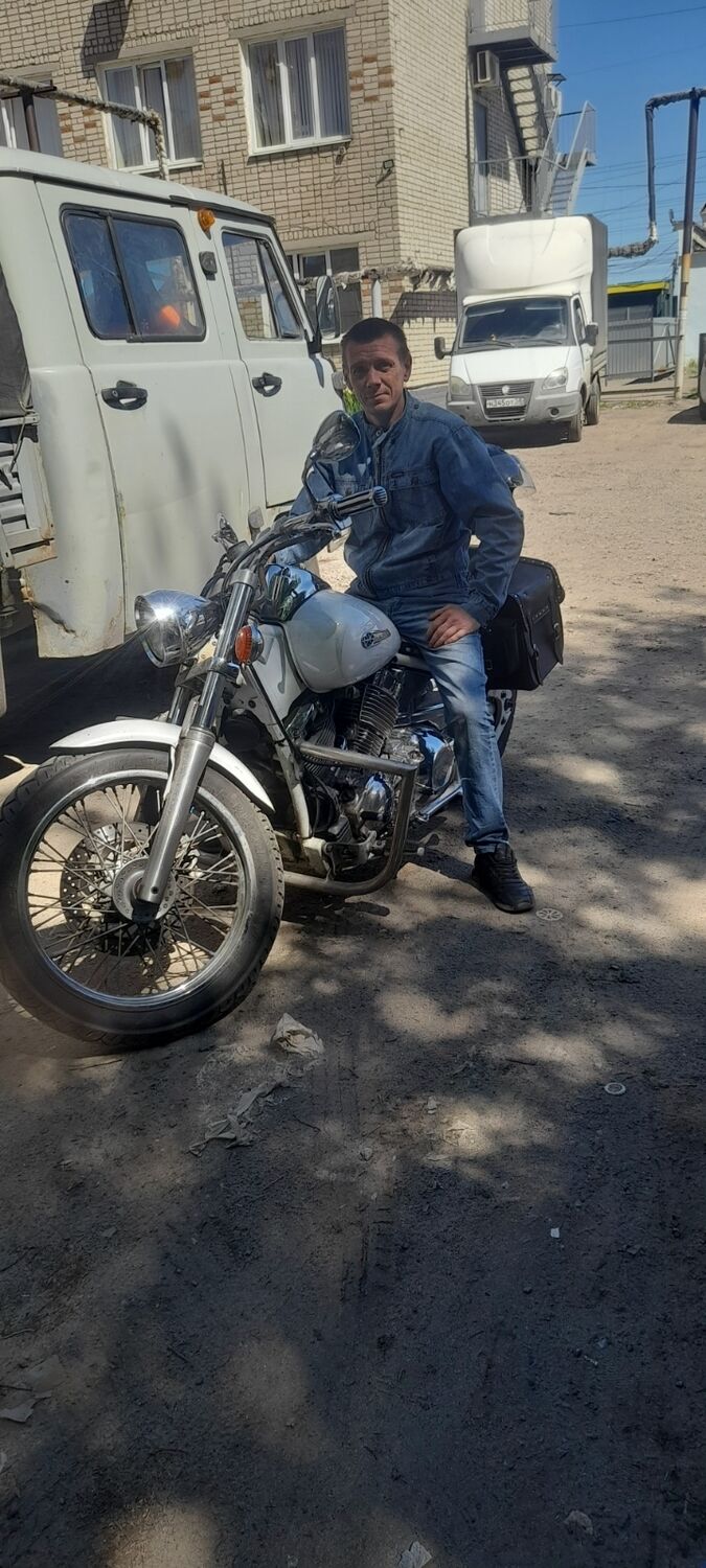  ,   Yurok, 42 ,   c 