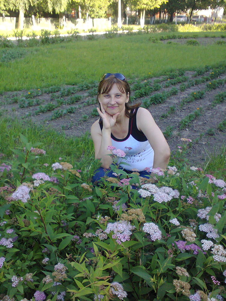  ,   Svetlana, 60 ,  