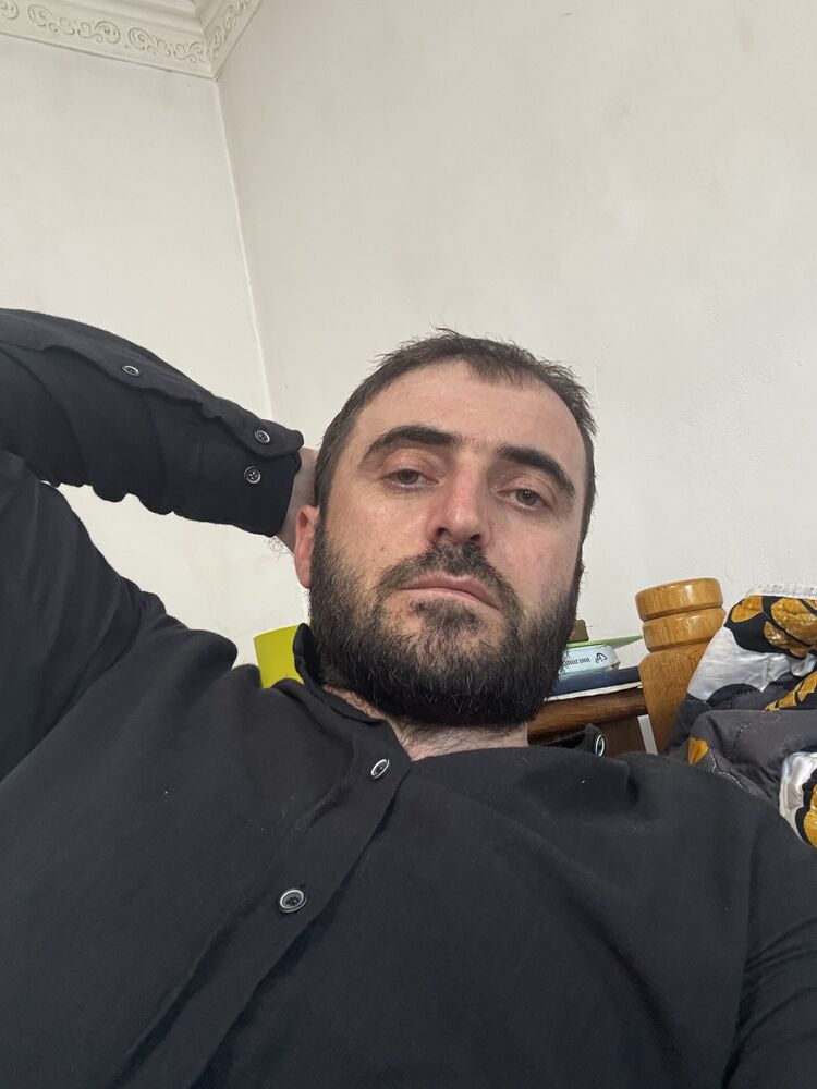  53130677  , 37 ,    -