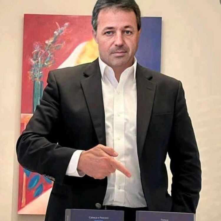 ���������� Ohinemutu, ���� ������� Richard Terr, 61 ���, ������������ ��� ������, ����� � ���������, c�������� ���������