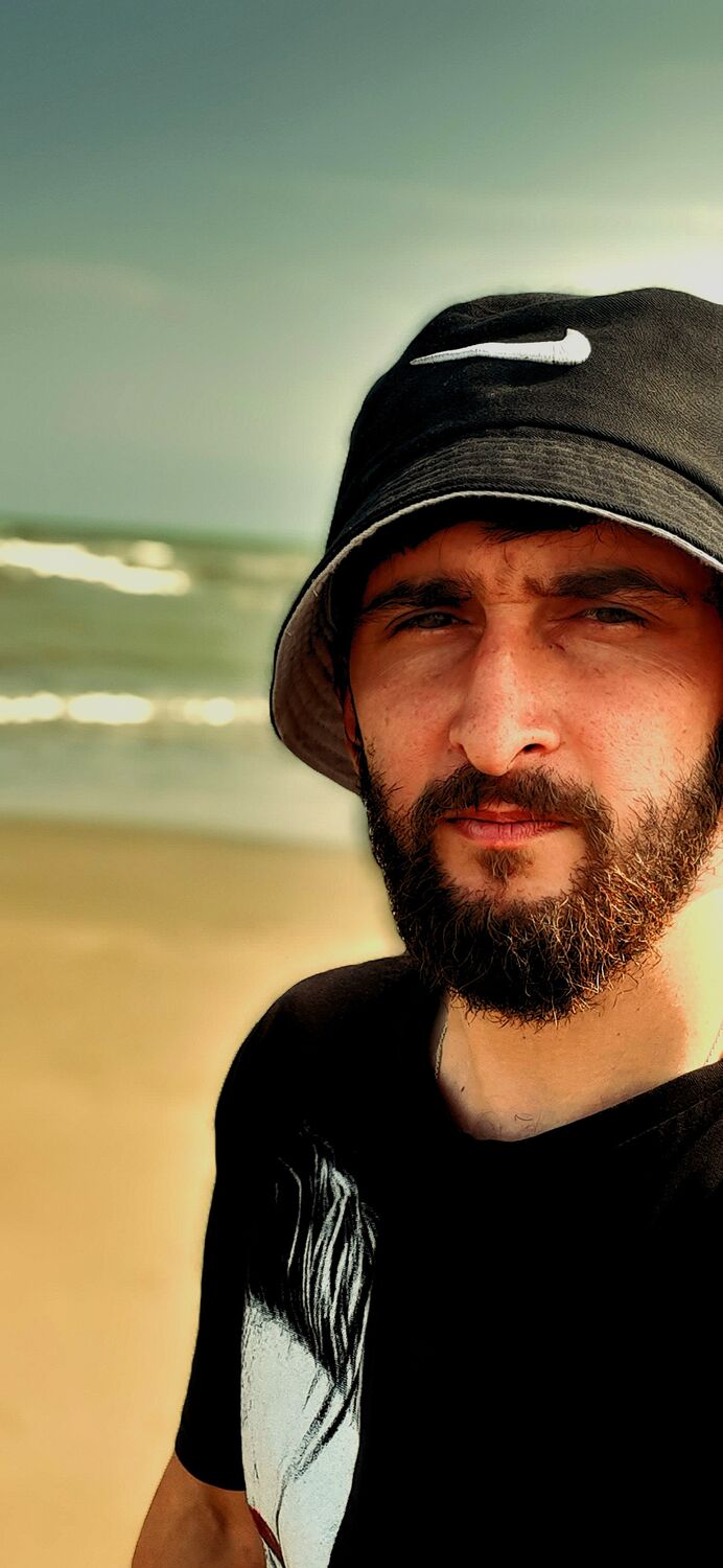  44377517  Rahman, 33 ,    