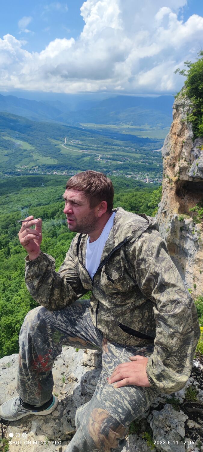  42921637  Andrey, 41 ,    