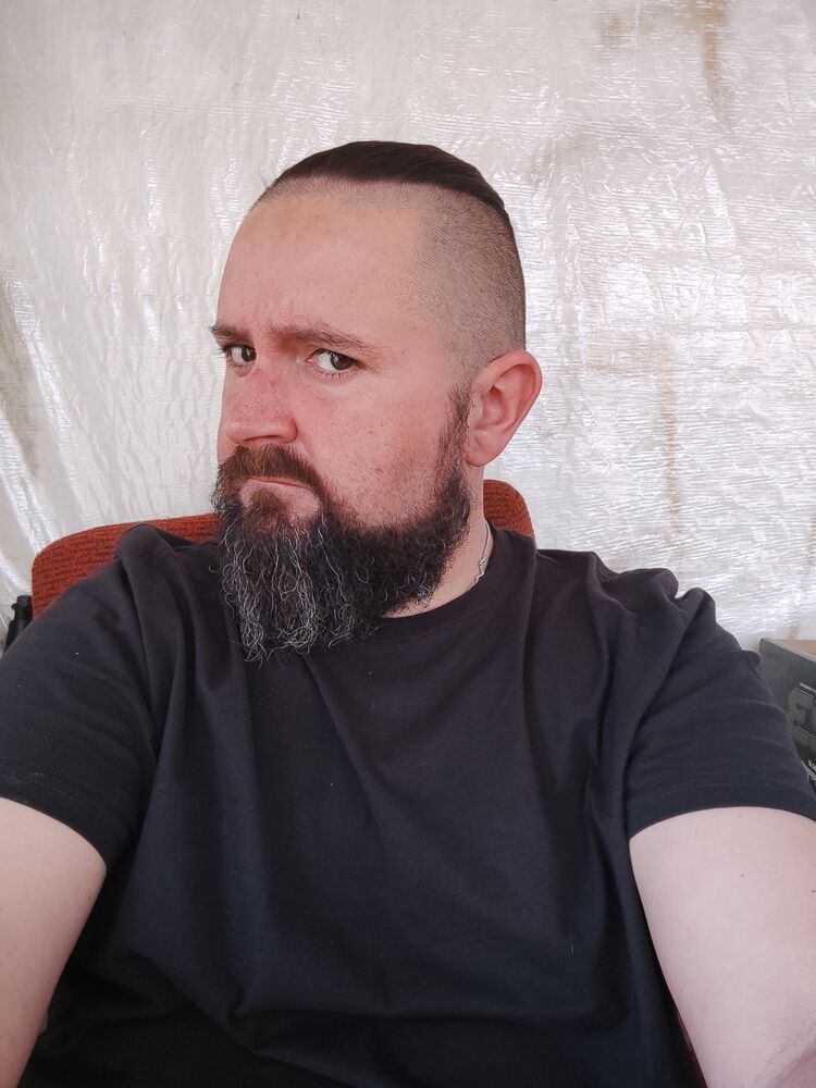  42805447  , 41 ,    