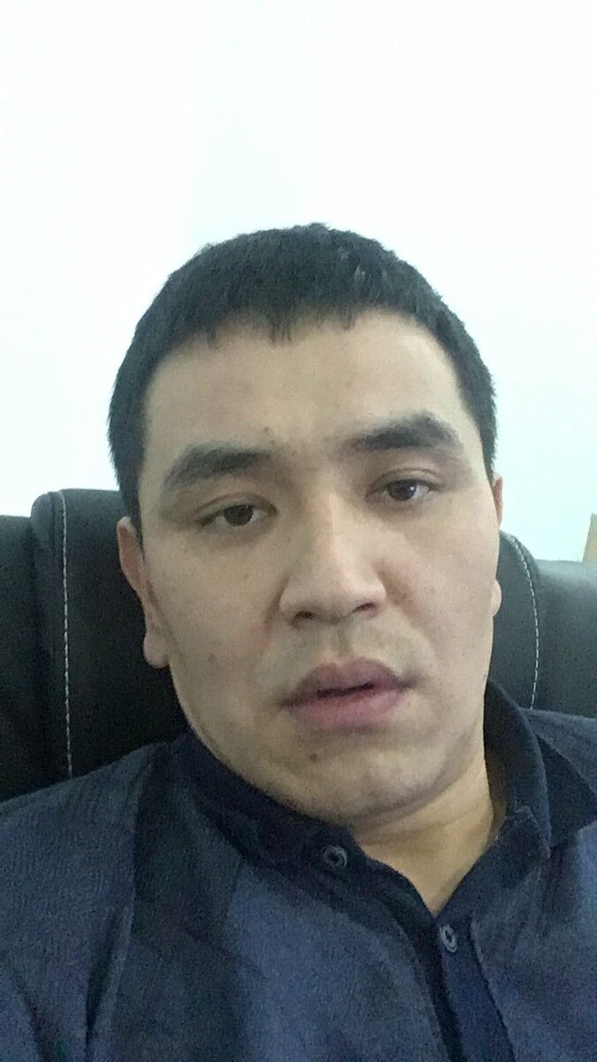  ,   Miko, 37 ,   