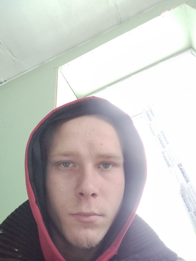  40780827  Sergo, 23 ,    
