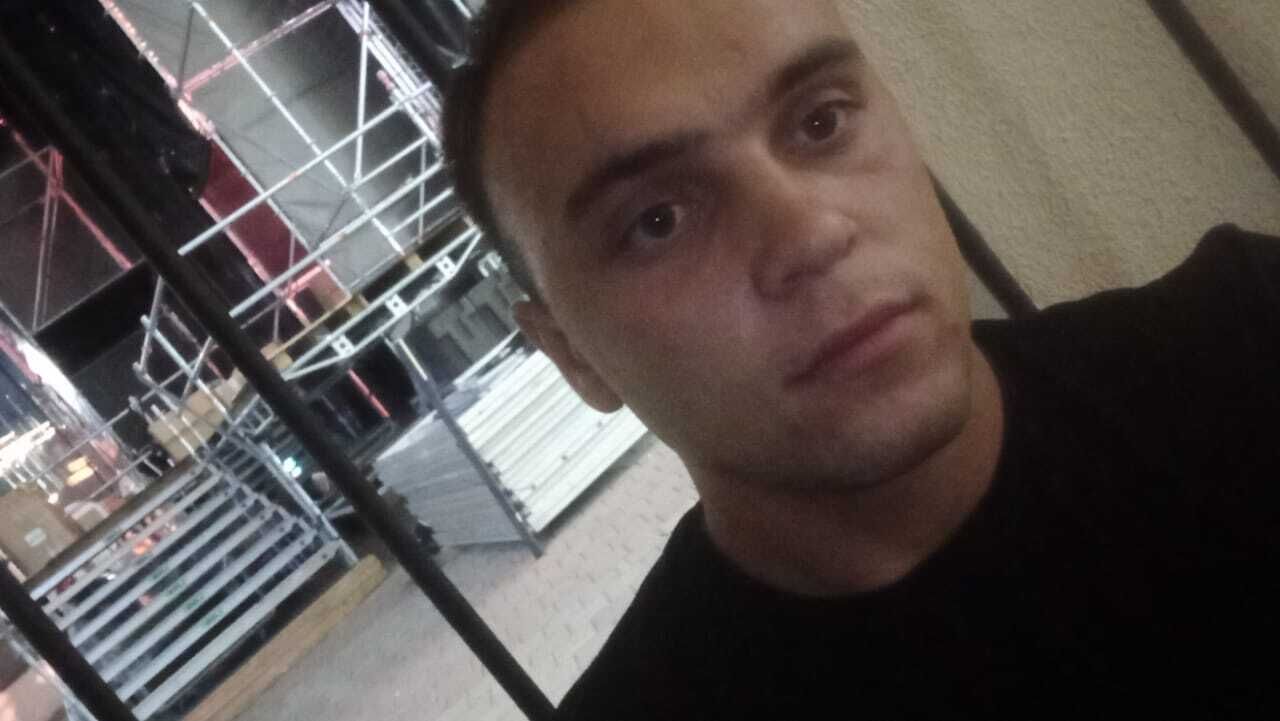  29750757  , 24 ,     