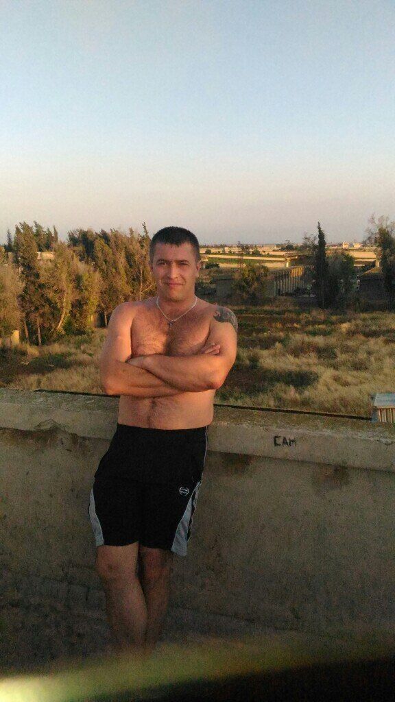  50015517  Alexander, 38 ,     