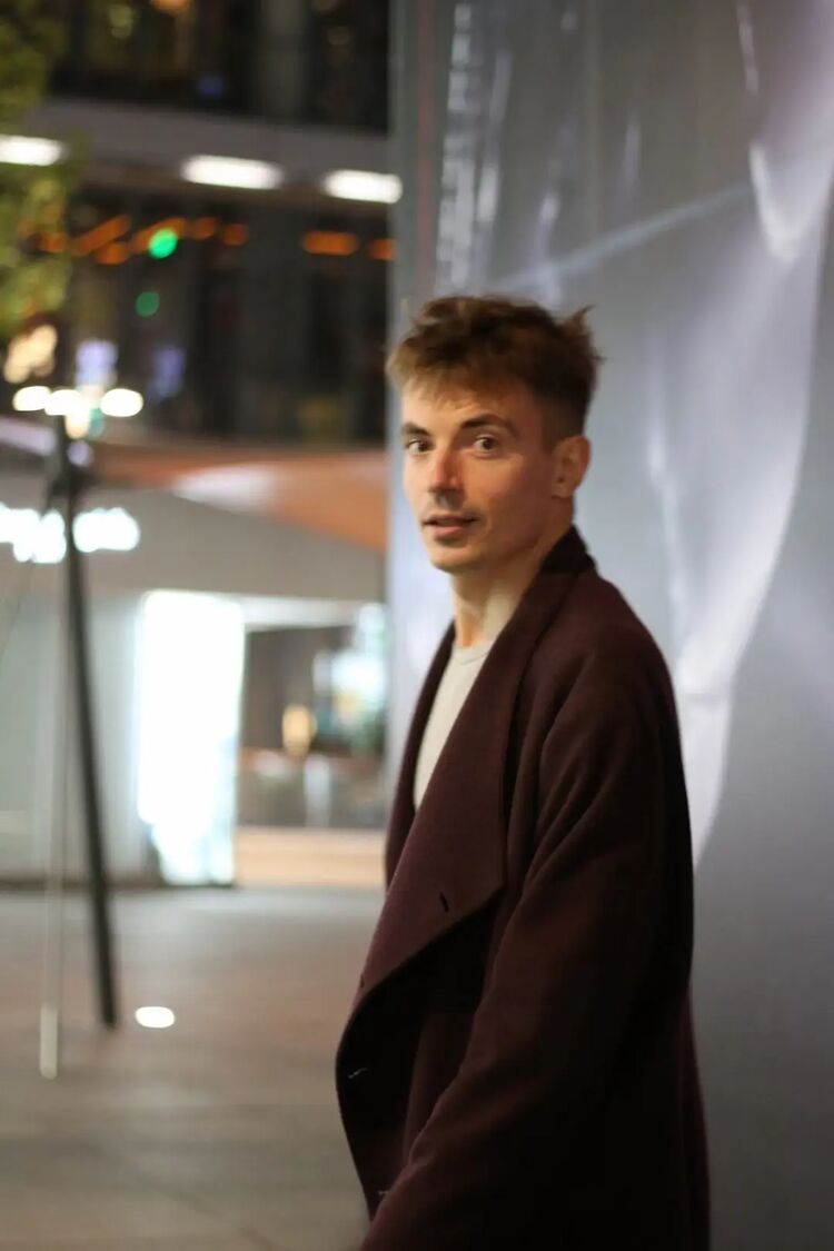 ���� 48872107 ����� ������, 22 ����, ���� ���������� � ������