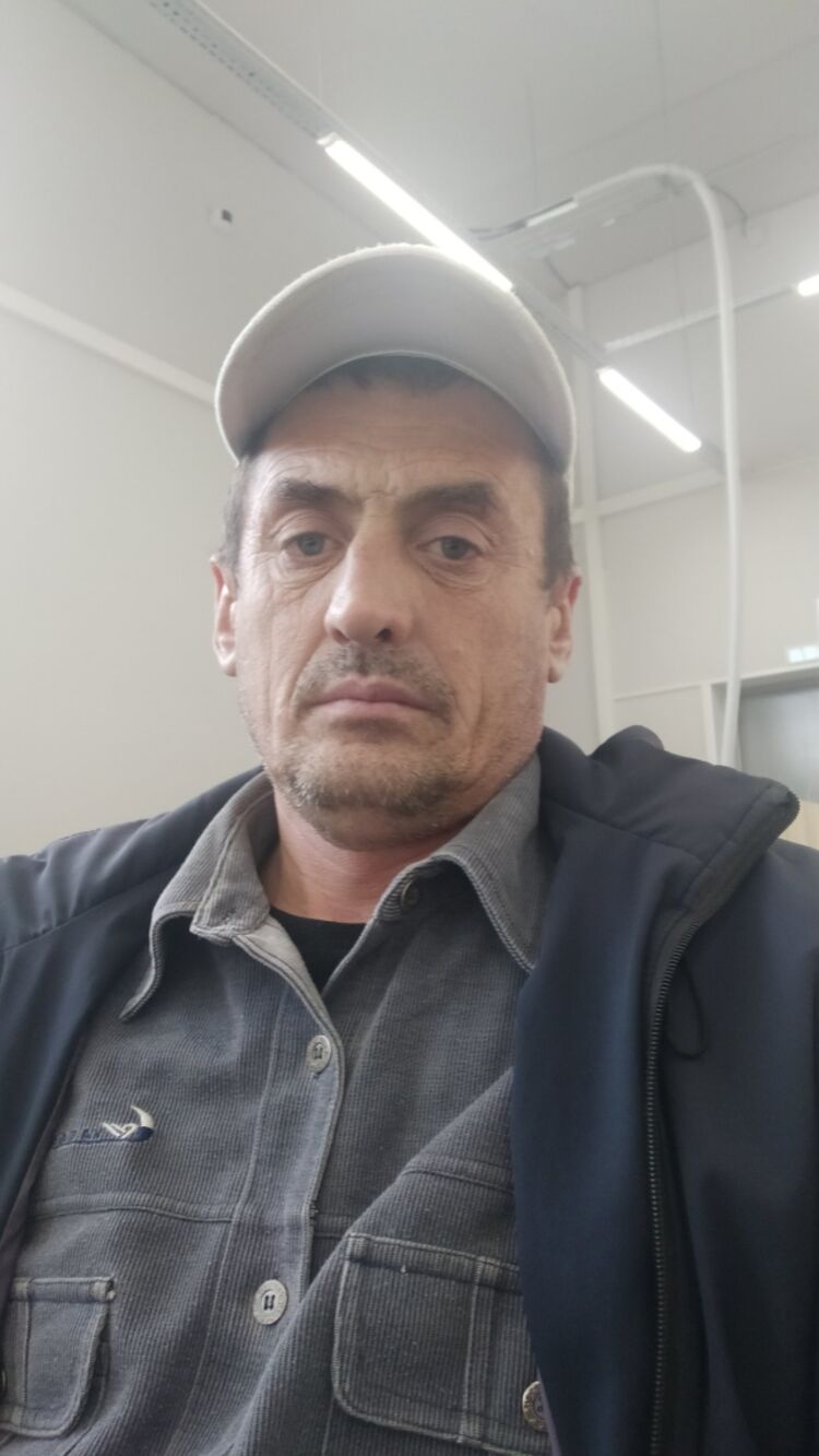  39239017  , 45 ,    