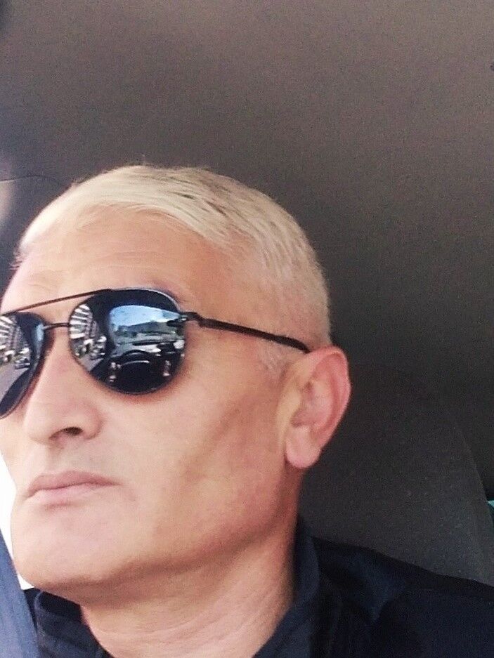  ,   Beso, 53 ,   ,   , c 