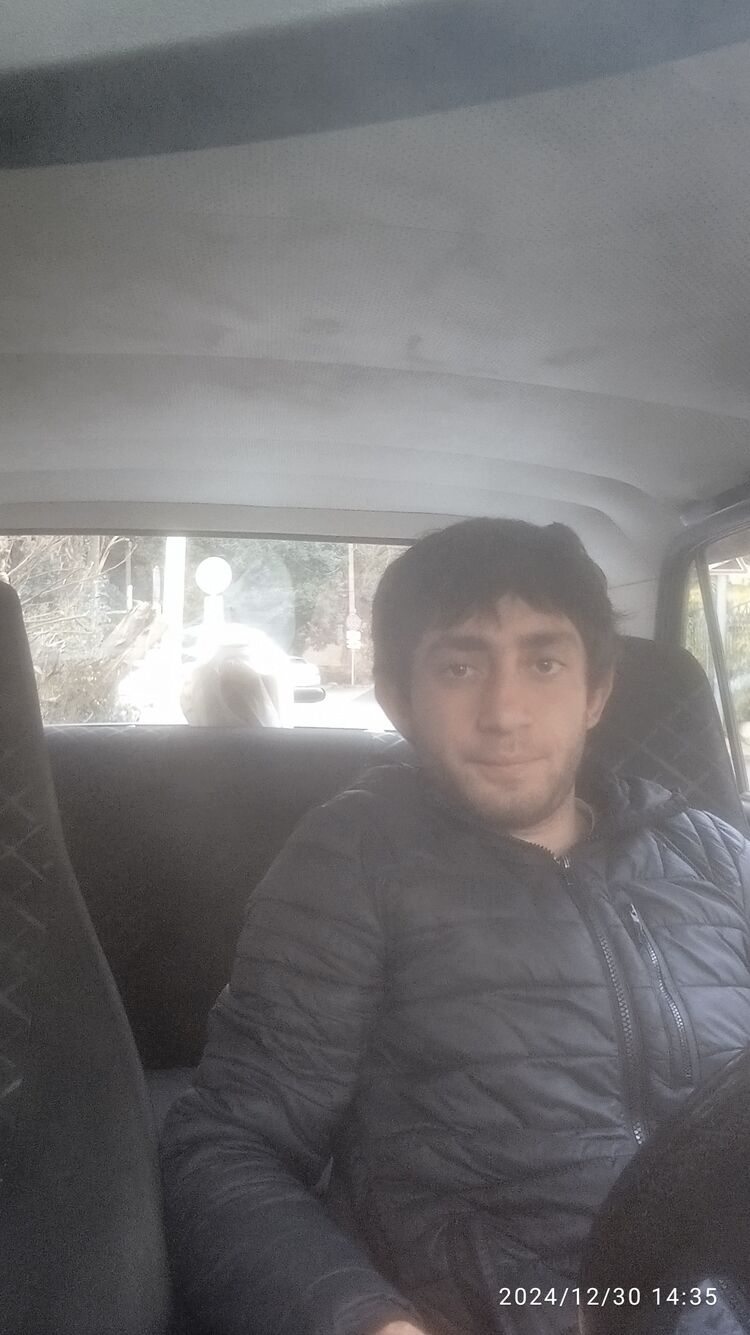  48584527  , 28 ,    